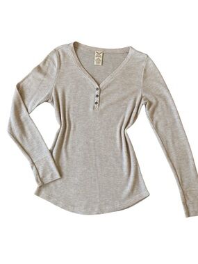 Faded Glory beige waffle knit long sleeve thermal top